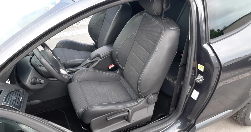 Renault Megane cena 28800 przebieg: 230000, rok produkcji 2011 z Poddębice małe 254